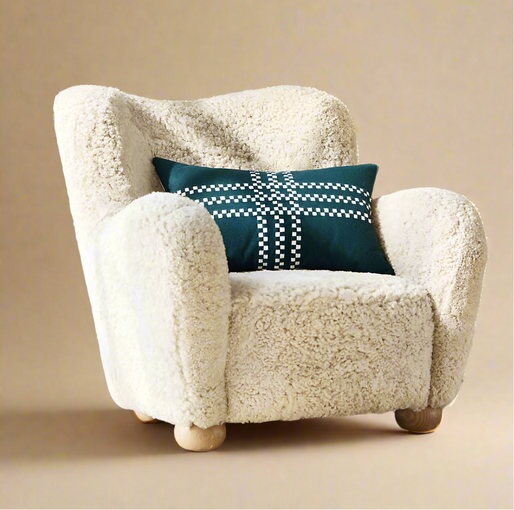 Elara boucle’ armchair