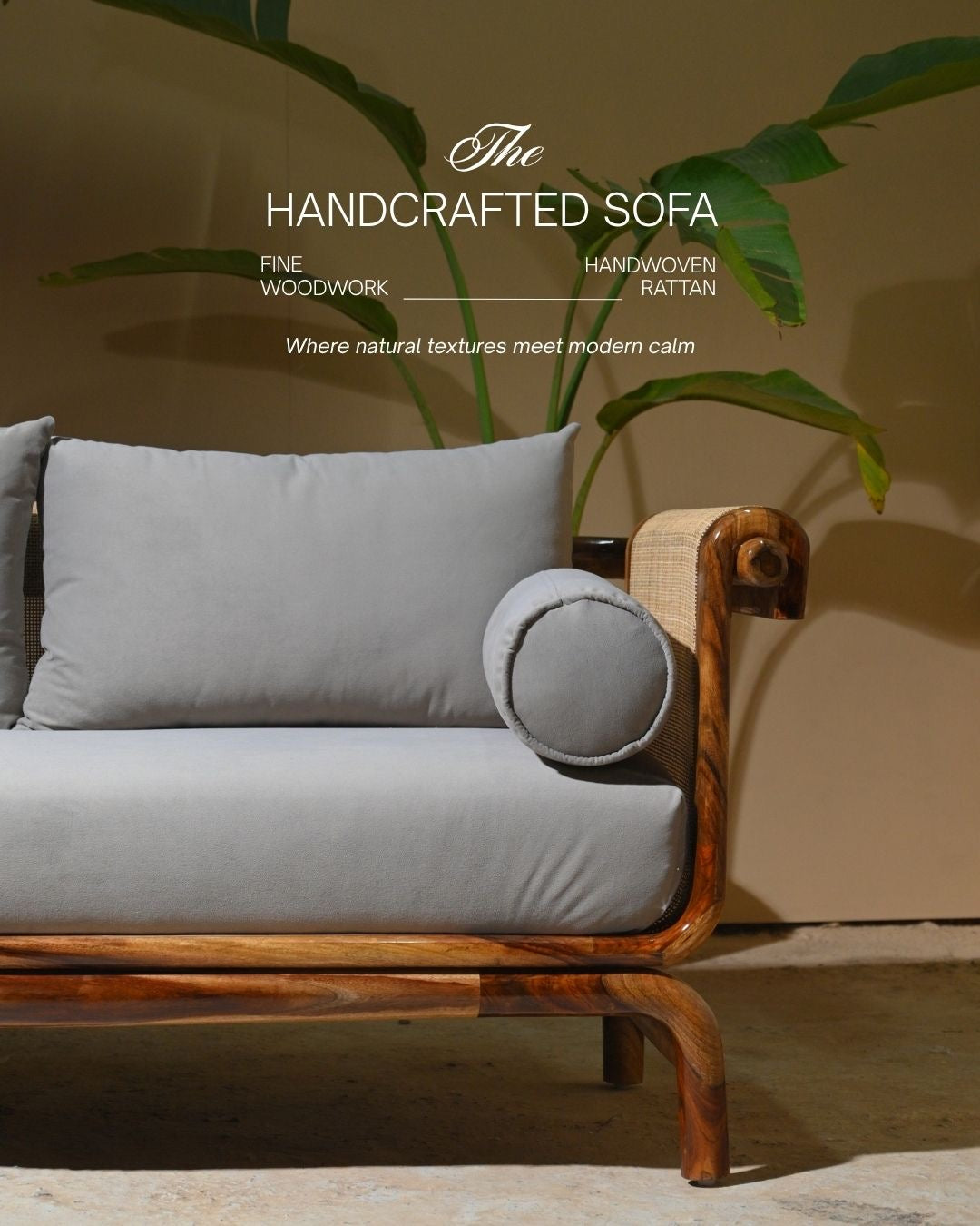 Handcurved sofa set