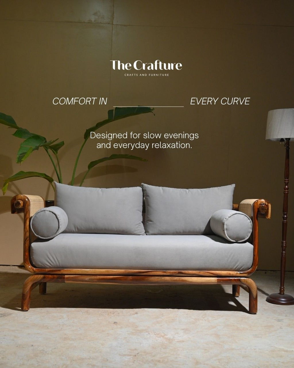 Handcurved sofa set