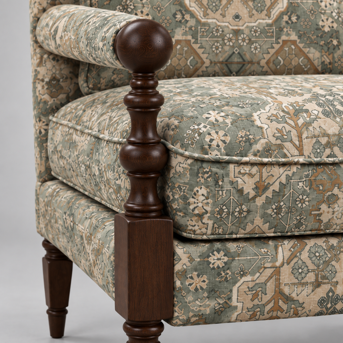 VIRAASAT COLONIAL ARMCHAIR