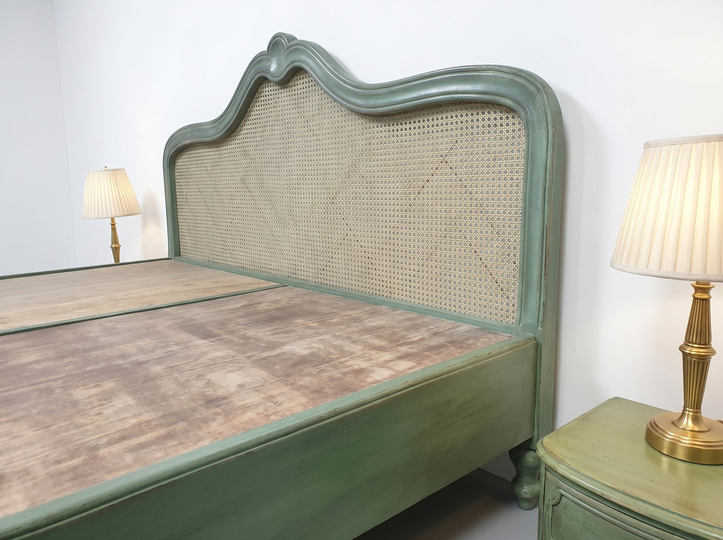 Momi’s Bed