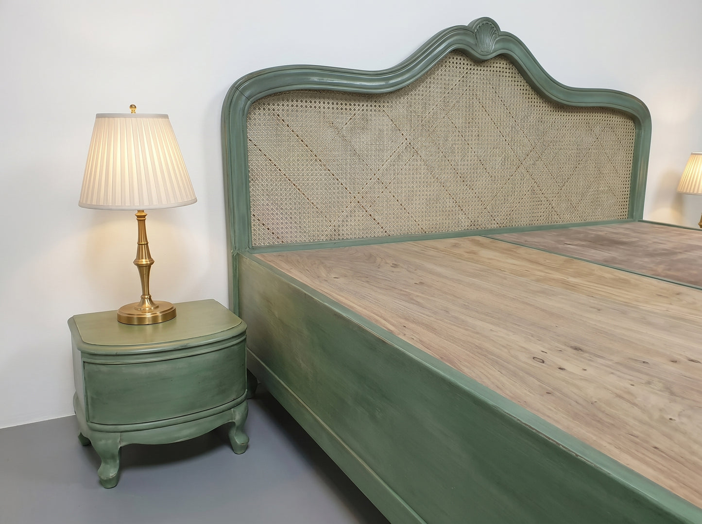 Momi’s Bed