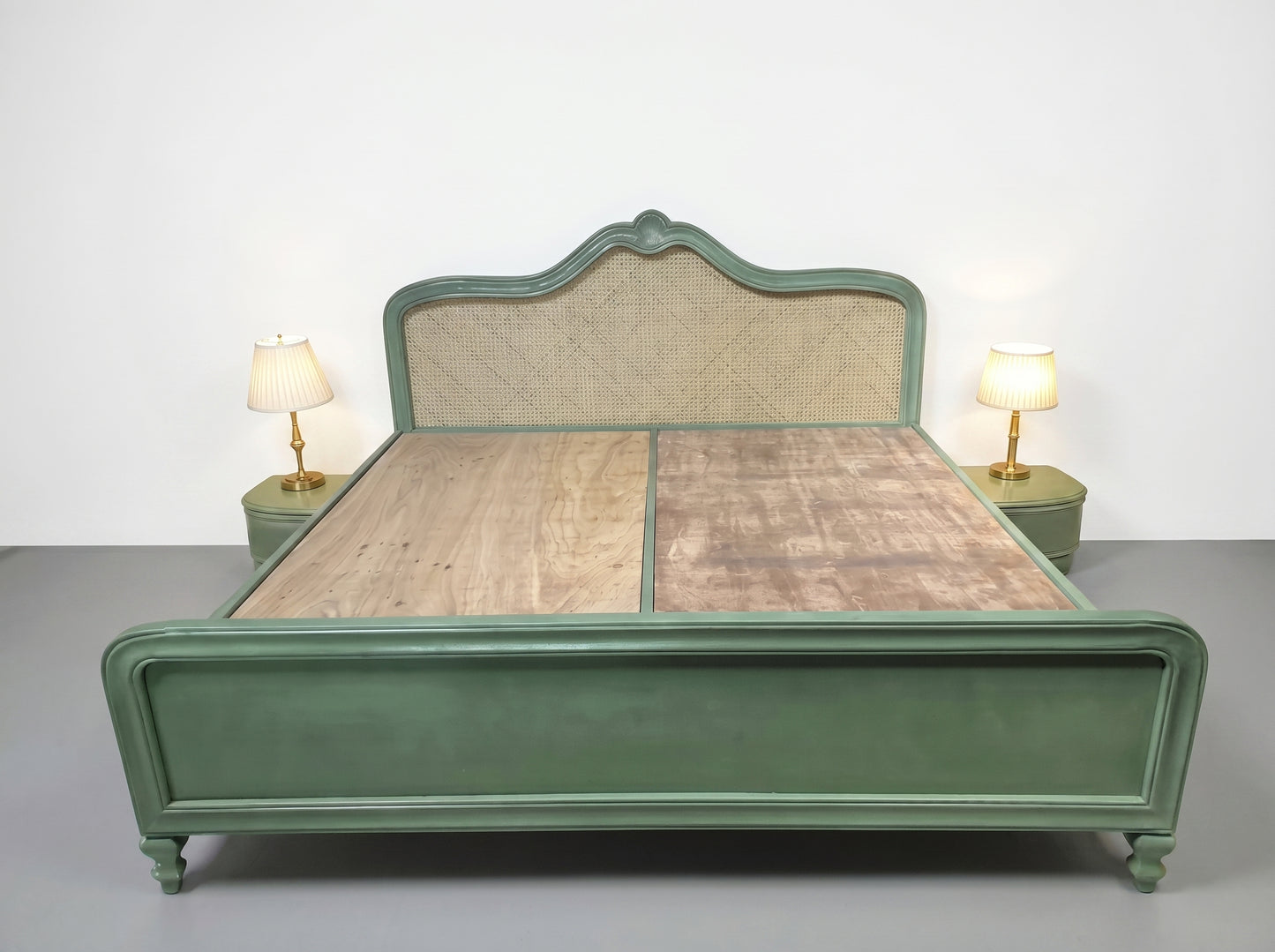 Momi’s Bed